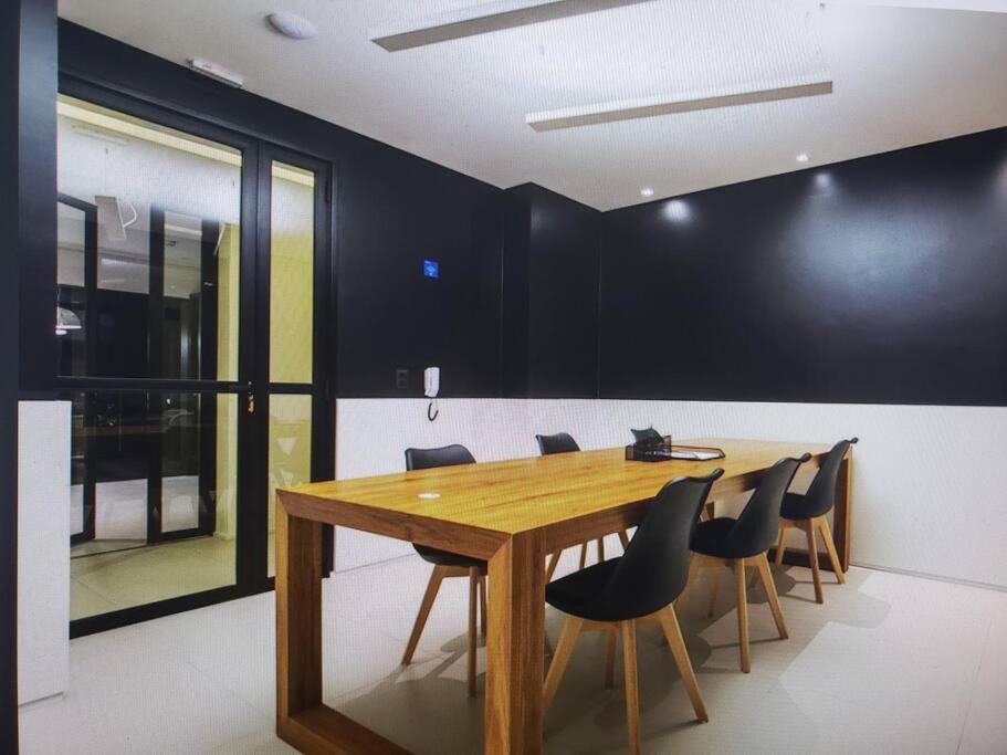 Lindo Studio No Bom Retiro Prox Ao Anhembi Sambodromo Com Wifi Сан-Пауло Экстерьер фото